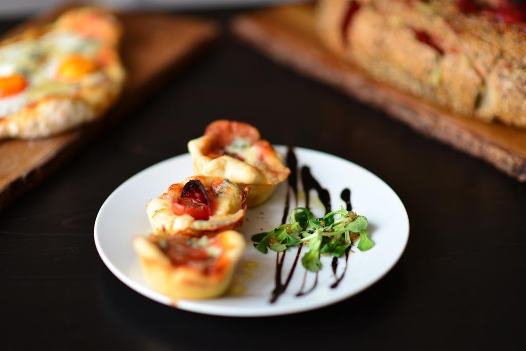 Hotel Biscuit Kaloşvar Dış mekan fotoğraf